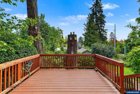 1760 John Street S Salem OR 97302