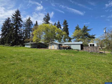 3910 Santiam Highway Lebanon OR 97355