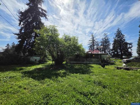 3910 Santiam Highway Lebanon OR 97355