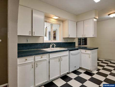 850 Marion Street Woodburn OR 97071