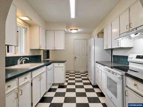 850 Marion Street Woodburn OR 97071