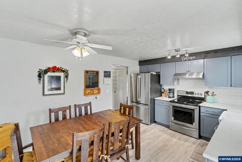 4540 Lark Court NE Salem OR 97301