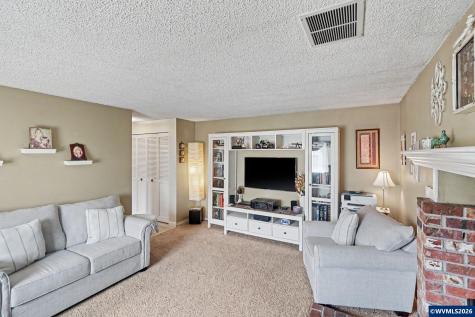 4540 Lark Court NE Salem OR 97301