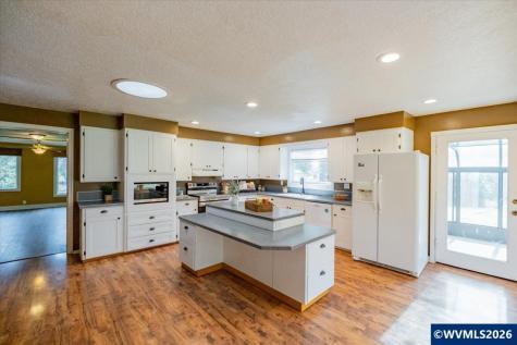 32816 Hartless Hill Lane Philomath OR 97370