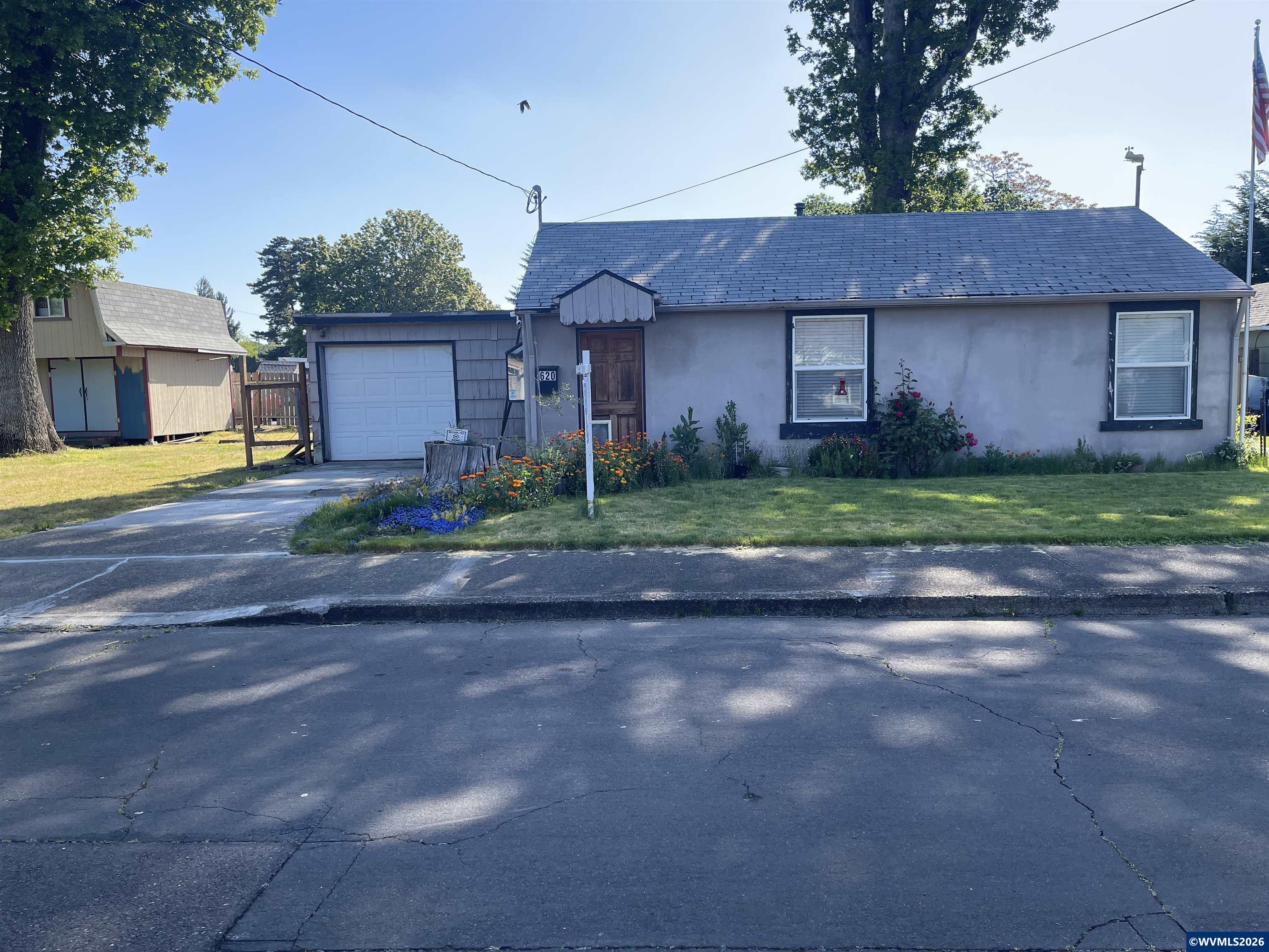 620 23rd Street SE Salem OR 97301