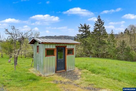 23505 Gooseneck Road Sheridan OR 97378