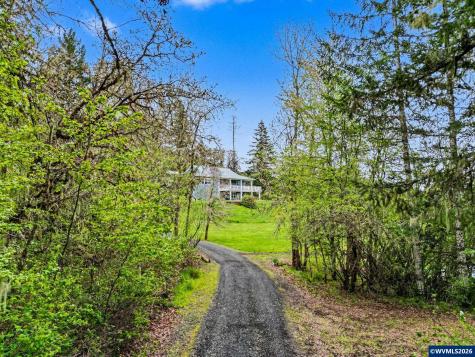 23505 Gooseneck Road Sheridan OR 97378