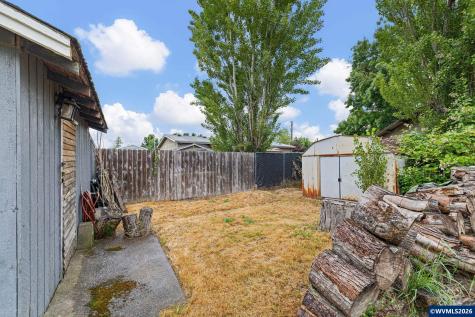 430 N 6th Street Harrisburg OR 97446