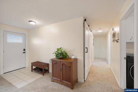 430 N 6th Street Harrisburg OR 97446