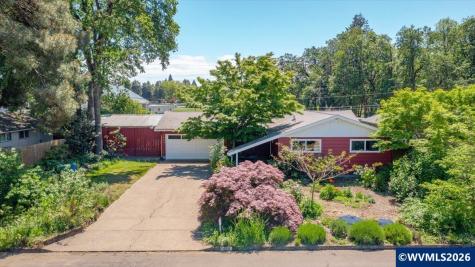 1490 Acacia Avenue Eugene OR 97408