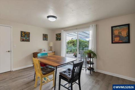 1490 Acacia Avenue Eugene OR 97408