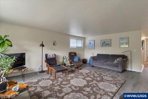 1490 Acacia Avenue Eugene OR 97408