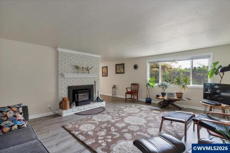 1490 Acacia Avenue Eugene OR 97408