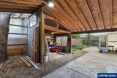 1490 Acacia Avenue Eugene OR 97408