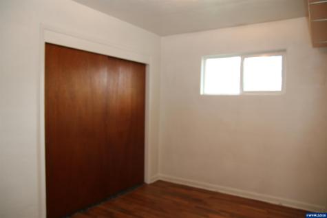 1935 Tudor Way SE Albany OR 97322