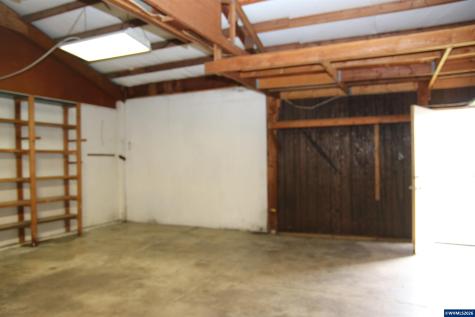 1935 Tudor Way SE Albany OR 97322