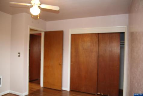 1935 Tudor Way SE Albany OR 97322
