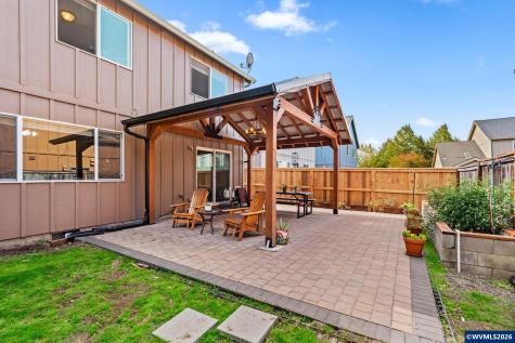 4145 Winners Circle Avenue SE Albany OR 97322