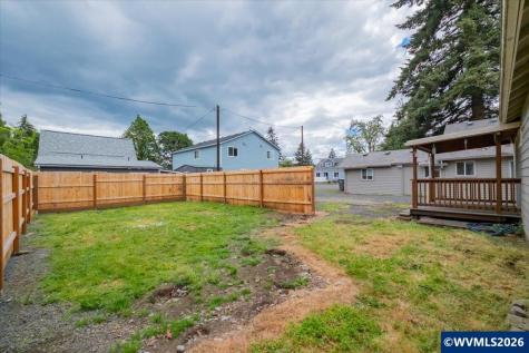 2215 Main Street Sweet Home OR 97386