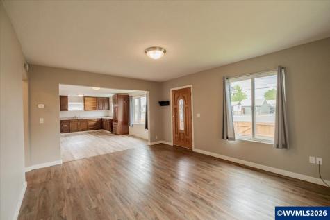 2215 Main Street Sweet Home OR 97386