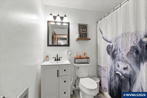 41180 Port Drive Sweet Home OR 97386
