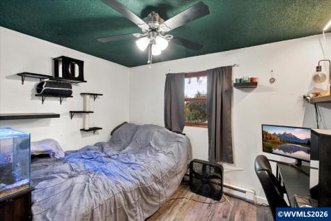 41180 Port Drive Sweet Home OR 97386