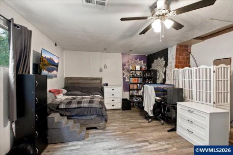 41180 Port Drive Sweet Home OR 97386