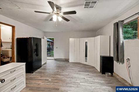 41180 Port Drive Sweet Home OR 97386
