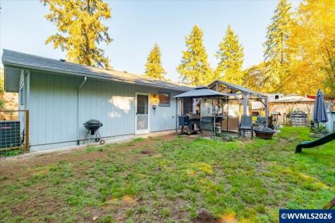 41180 Port Drive Sweet Home OR 97386