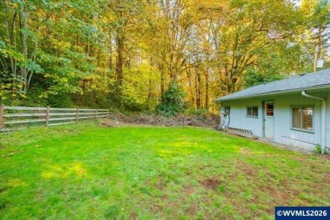 41180 Port Drive Sweet Home OR 97386