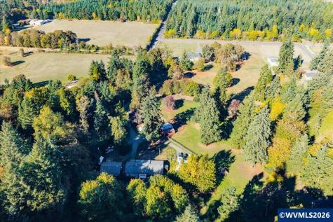 41180 Port Drive Sweet Home OR 97386