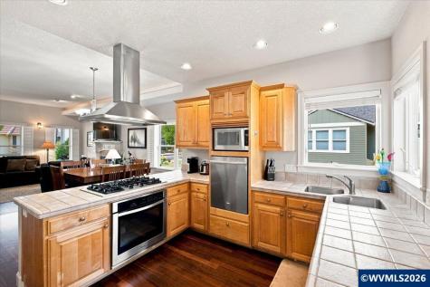 2672 Hazelnut Drive Woodburn OR 97071