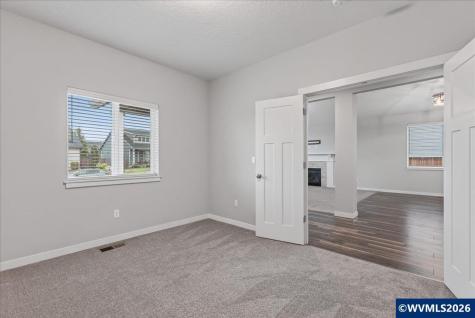 6080 NE Tuscan Lp Albany OR 97321