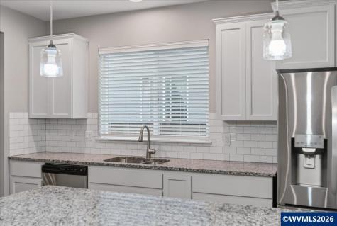 6080 NE Tuscan Lp Albany OR 97321