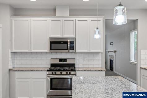 6080 NE Tuscan Lp Albany OR 97321