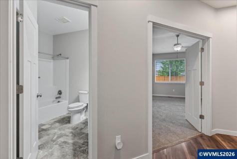 6080 NE Tuscan Lp Albany OR 97321