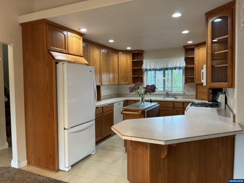 571 Hobson Street Stayton OR 97383
