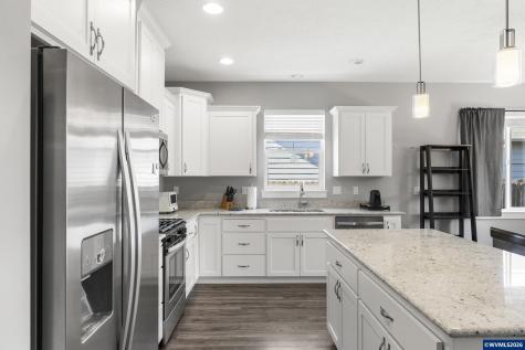 1293 S 9th Street Independence OR 97351