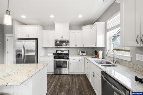 1293 S 9th Street Independence OR 97351