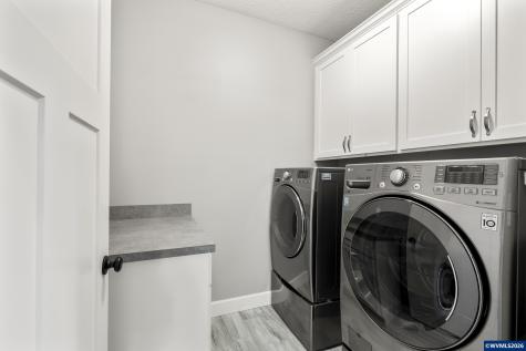 1293 S 9th Street Independence OR 97351