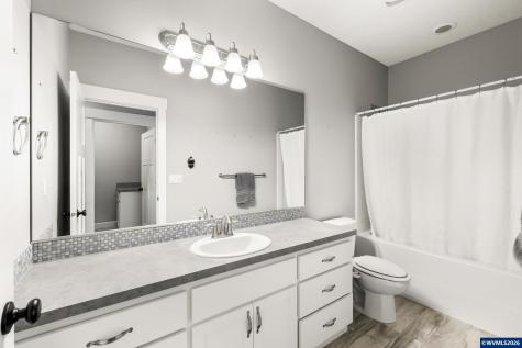1293 S 9th Street Independence OR 97351