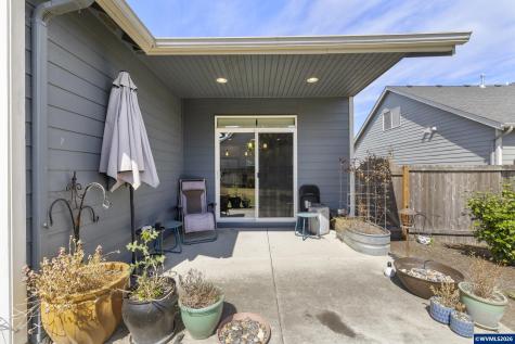 1293 S 9th Street Independence OR 97351