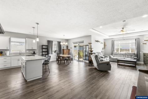 1293 S 9th Street Independence OR 97351