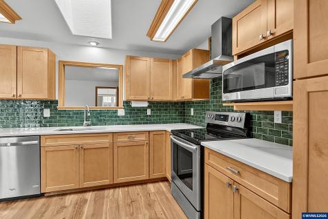278 Edwards Road S Monmouth OR 97361