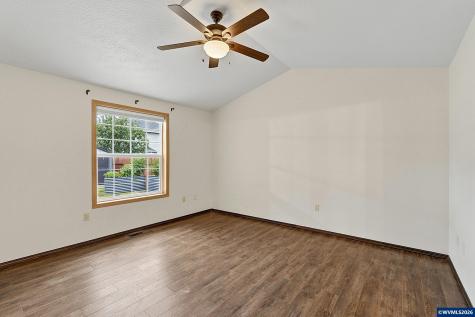 278 Edwards Road S Monmouth OR 97361