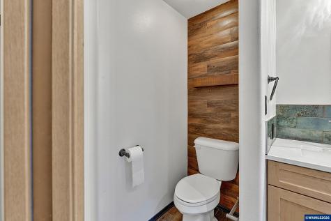278 Edwards Road S Monmouth OR 97361