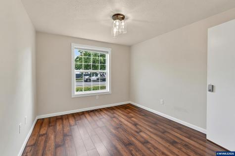 278 Edwards Road S Monmouth OR 97361