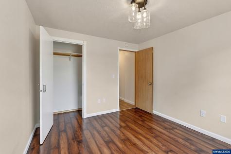 278 Edwards Road S Monmouth OR 97361