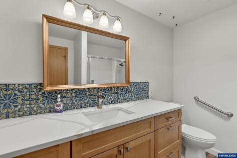 278 Edwards Road S Monmouth OR 97361