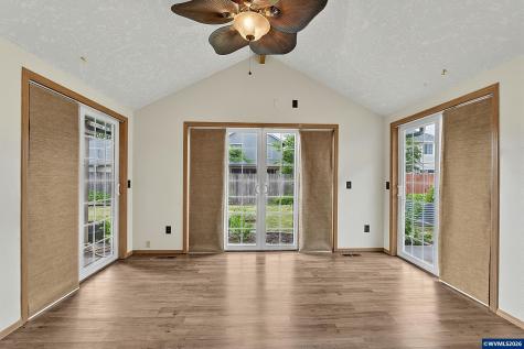 278 Edwards Road S Monmouth OR 97361
